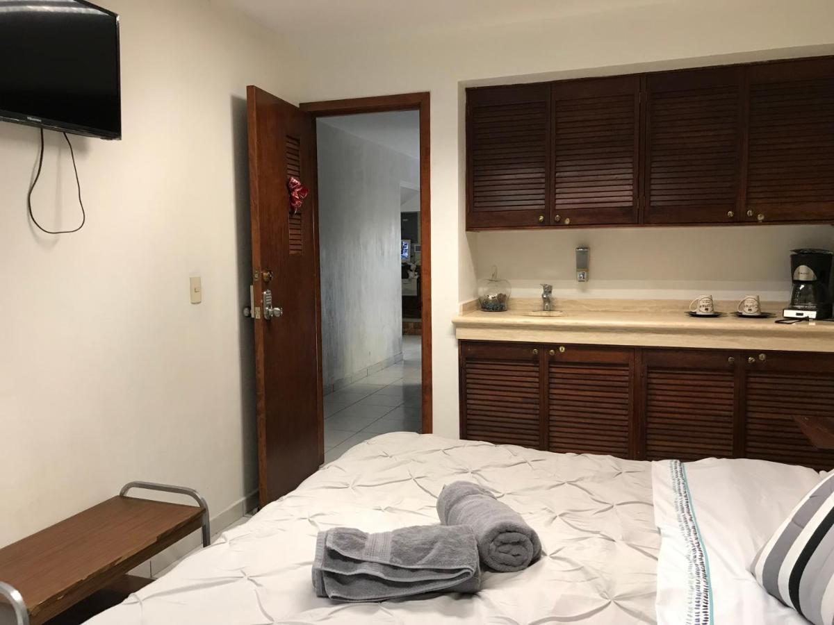 Hotel Casa D Miros Familias , Grupos Y Empresas Max 20 P à Guadalajara Extérieur photo