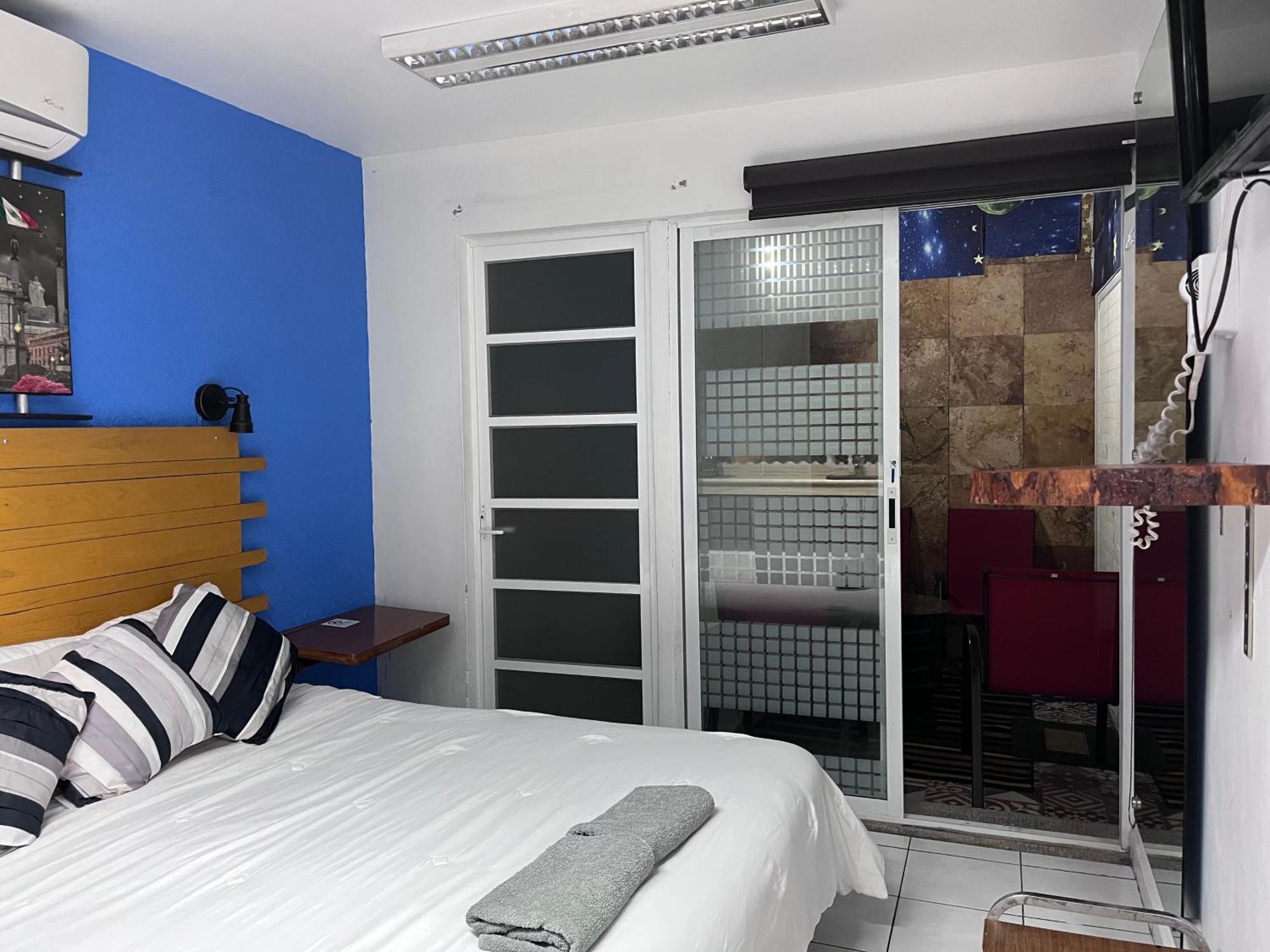 Hotel Casa D Miros Familias , Grupos Y Empresas Max 20 P à Guadalajara Extérieur photo